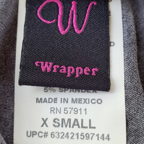 Wrapper brand flowered dress top - Picture 4 of 5